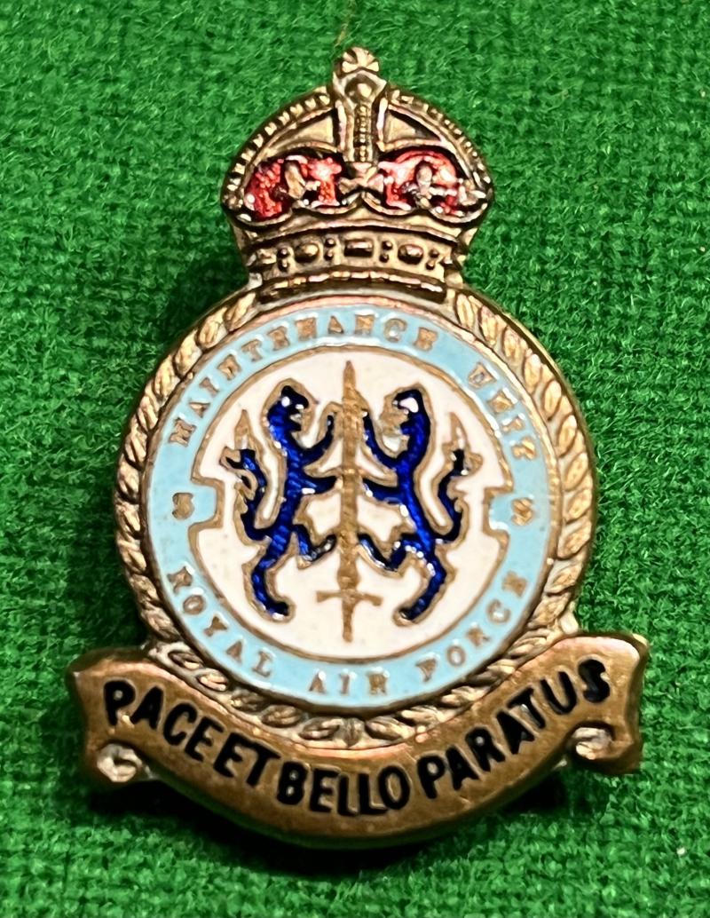 RAF No.3 Maintenance Unit Lapel badge.