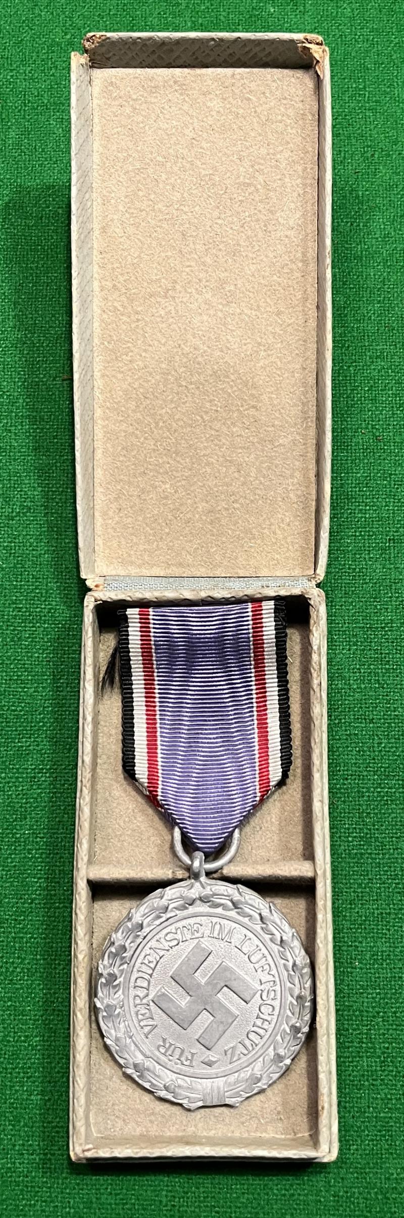 Luftschutz Medal, 2nd Class Cased .