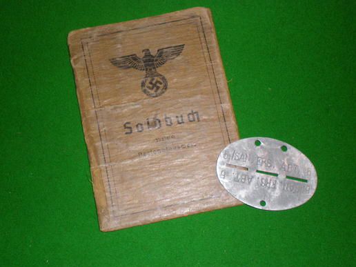 Medical Service Soldbuch and dogtag.