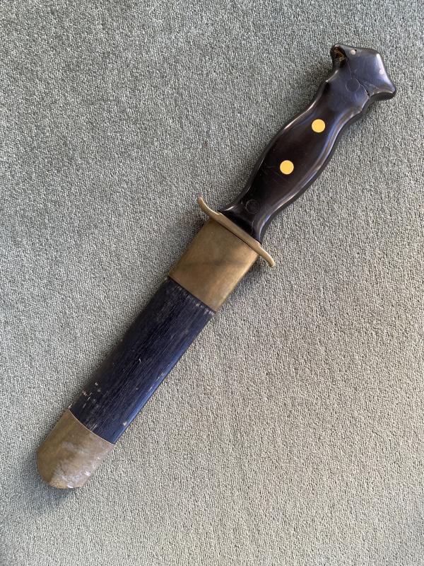 MYSTERY DAGGER? ANY IDEAS????
