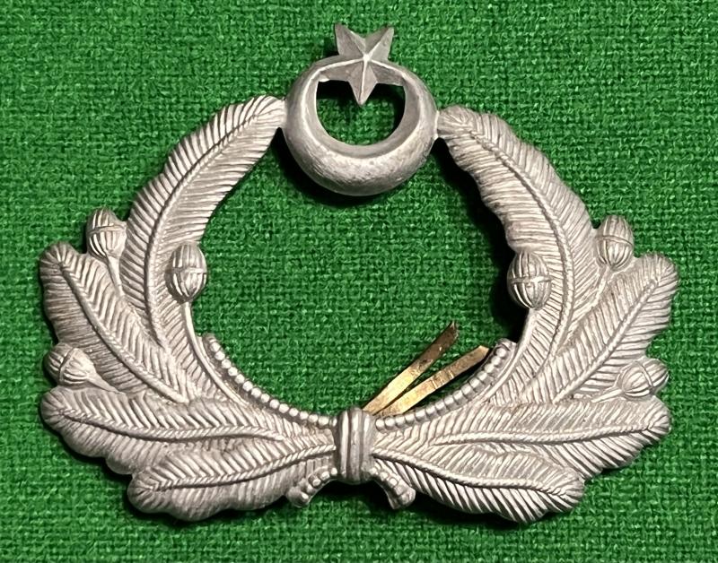 WW2 Period Turkish cap device.