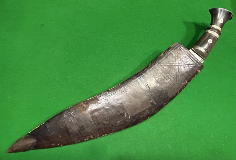 Engraved Artillery Kukri.