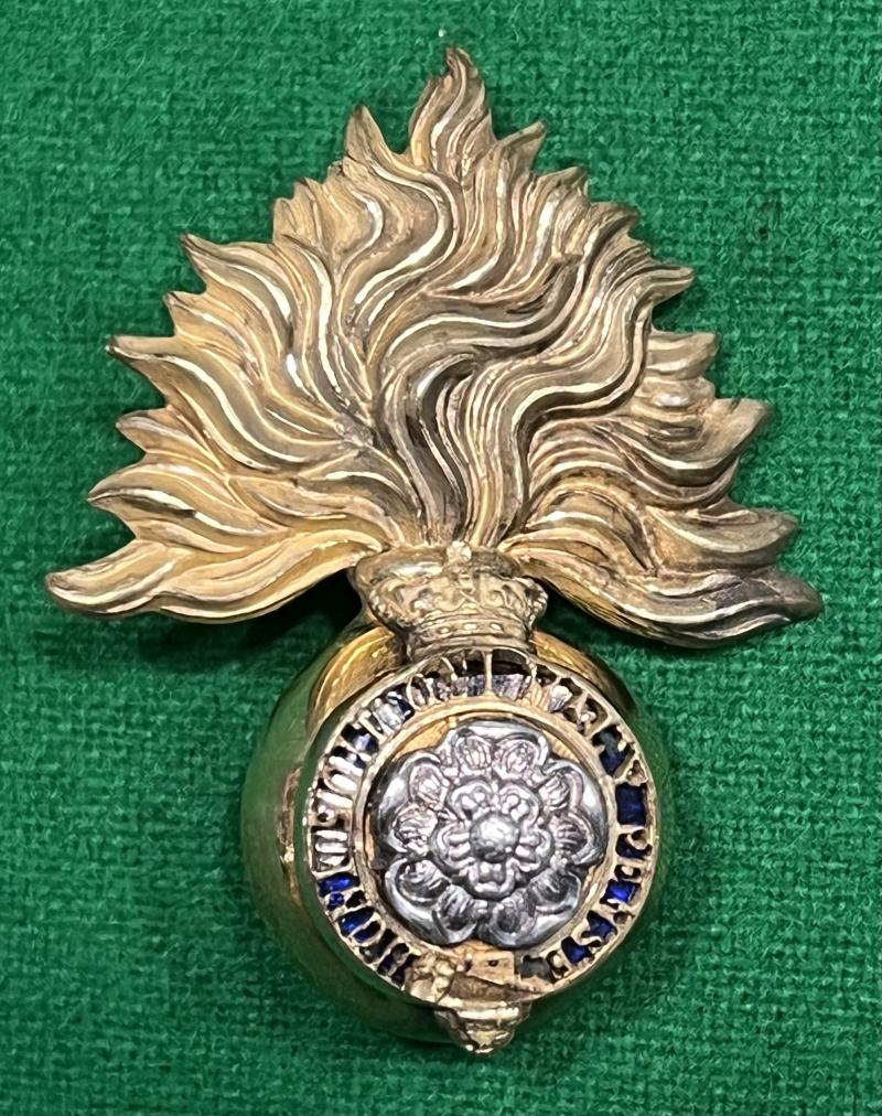 Royal Fusiliers ( City of London Regiment ) Officer's side cap badge.