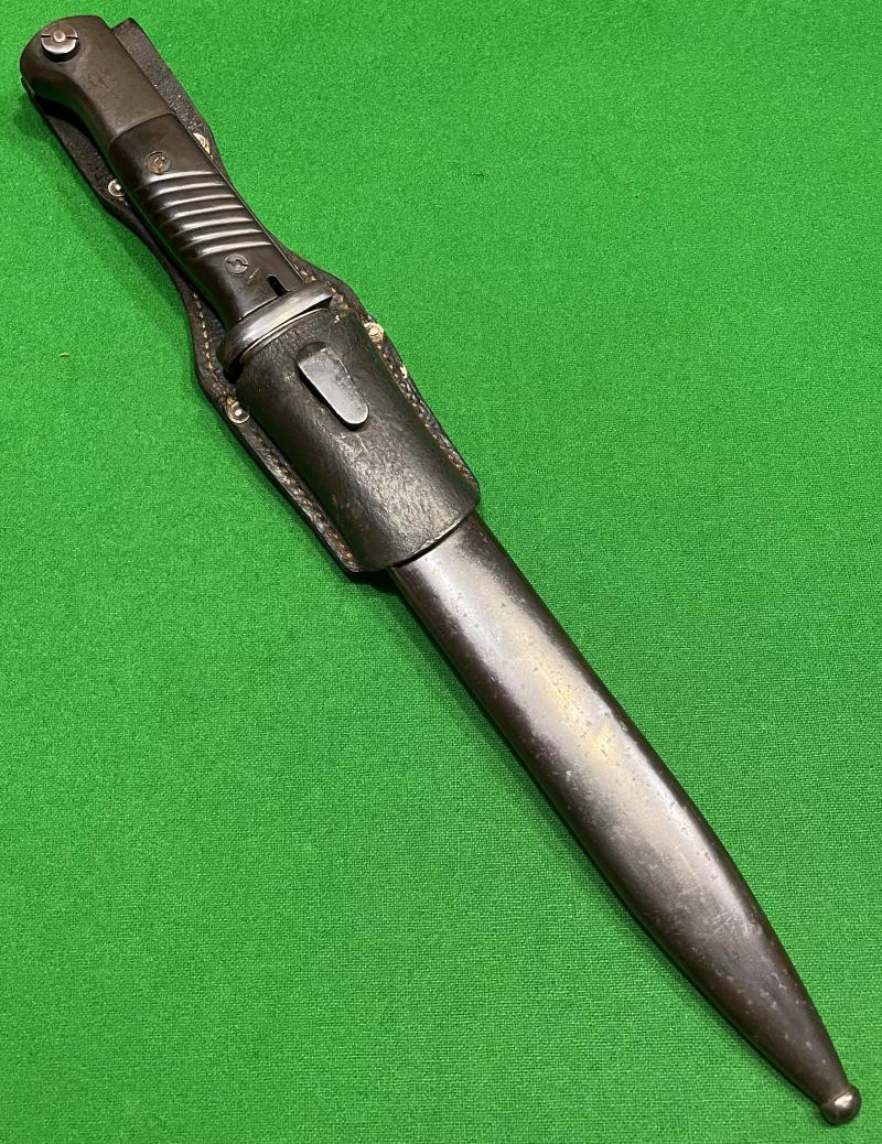 WW2 German K98 Bayonet & Frog.