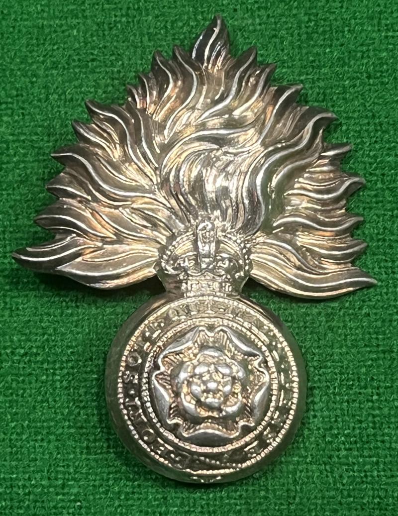 Royal Fusiliers ( City of London Regiment ) Sweetheart badge.