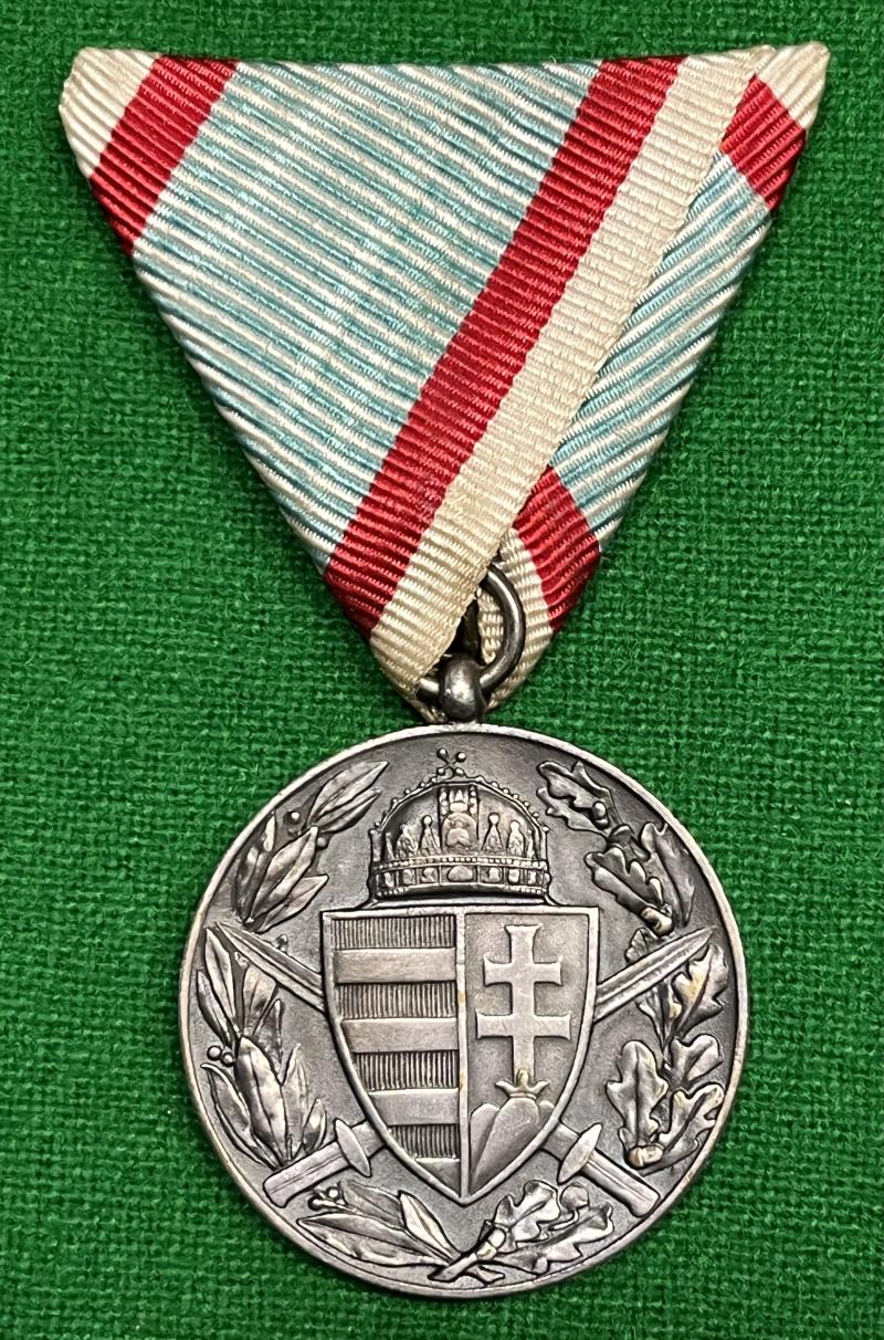 Austro - Hungarian World War I Service Medal 1914-18.