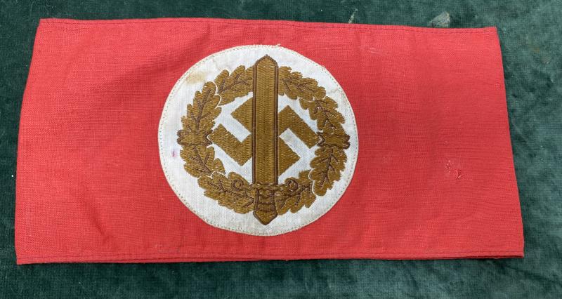 SA Wehrmannschaft Armband   Commonly misrepresented as a SA Sports armband.