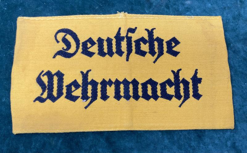 DEUTCHE WEHRMACHT ARMBAND.