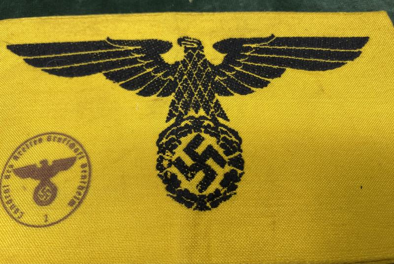 ‘STATE SERVICE’ ARMBAND.