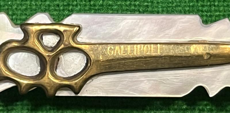 ME Commando Fighting Knife Sweetheart badge.