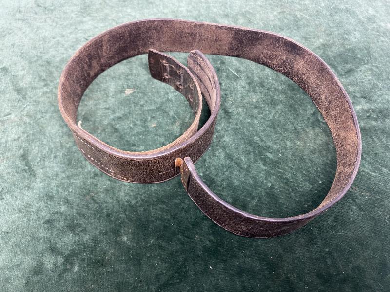 A 1938 THIRD REICH DATED BROWN BELT LEATHER (LUFTWAFFE?) MARKED.