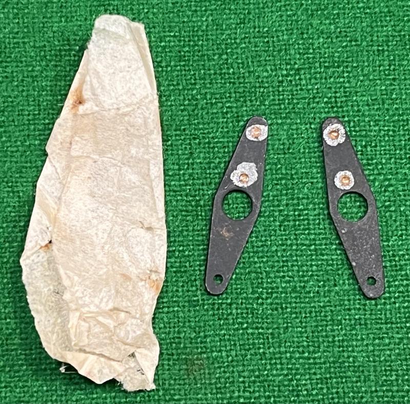 Escape ' Swinger ' Type Compasses.