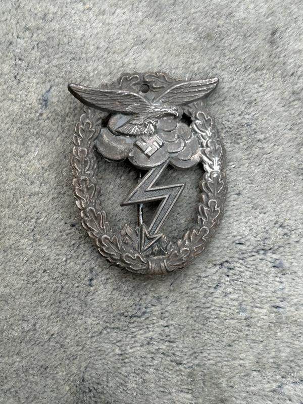 LUFTWAFFE GROUND COMBAT BADGE.