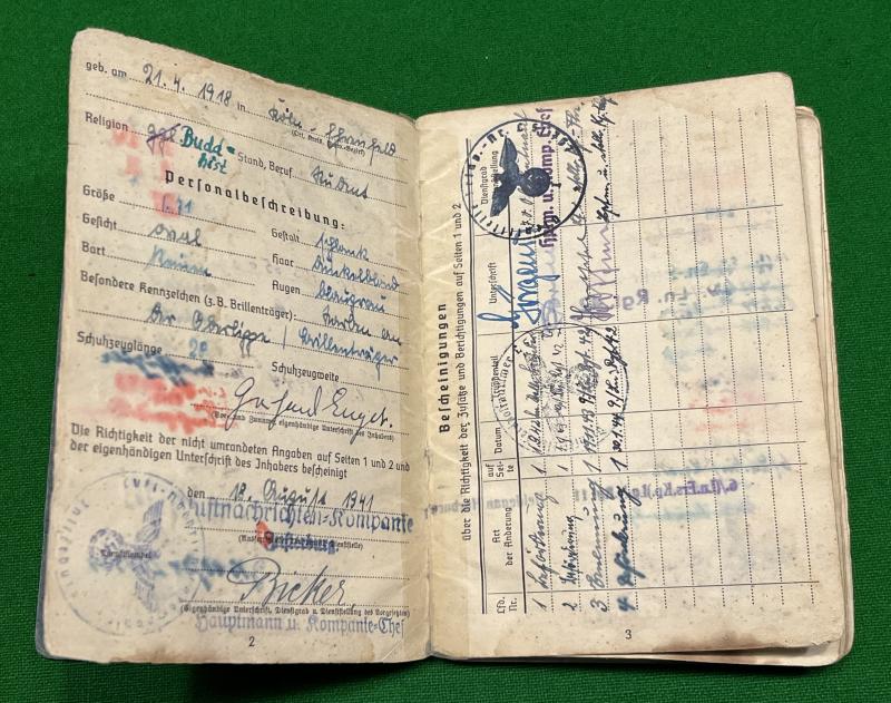 Luftwaffe Soldbuch grouping to a Radar Specialist.
