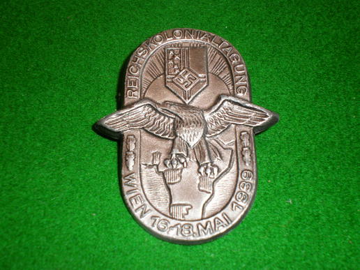 Vienna colonial veterans 1939 daybadge.