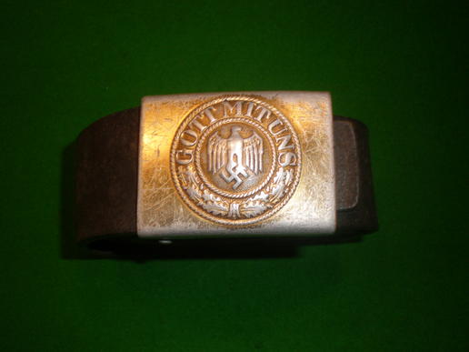 WW2 Kriegsmarine gilt belt and buckle.