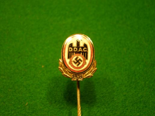 D.D.A.C. Silver award pin 1934.