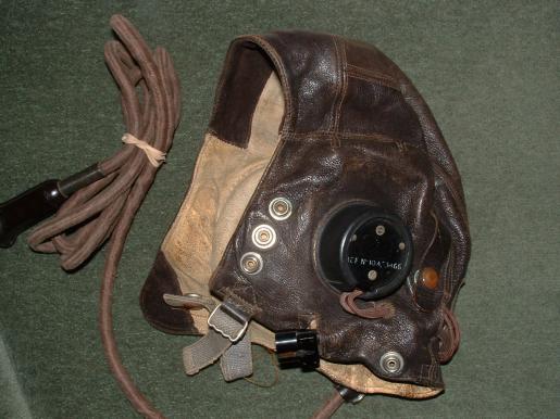 WW2 RAF LEATHER FLYING HELMET-COMPLETE.