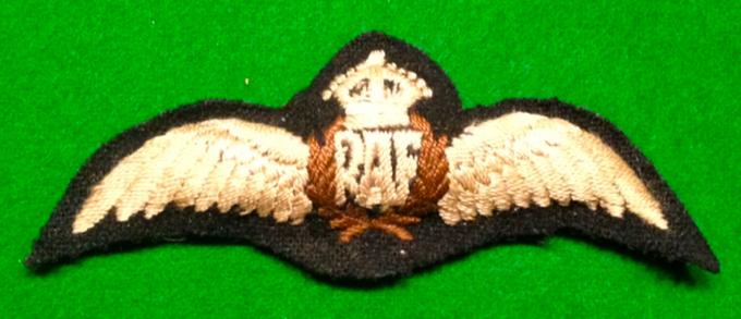 WW2 RAF pilots' wing - padded.
