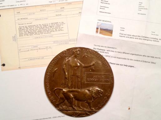 WW1 Memorial Plaque - Canadian casualty.