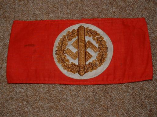 COTTON SA SPORTS ARMBAND WITH RZM LABEL. 
