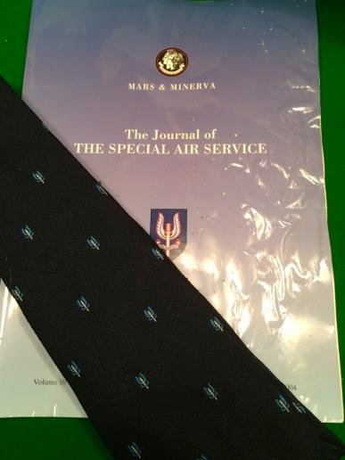 Grouping to Lt. Col. David Lambert Paxton Danger MM, MBE - SAS