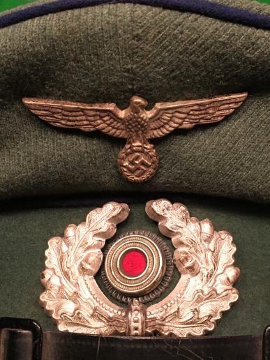 Third Reich Army Signals Enlisted Man's/NCO's Visor Cap.
