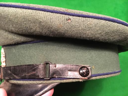 Third Reich Army Signals Enlisted Man's/NCO's Visor Cap.