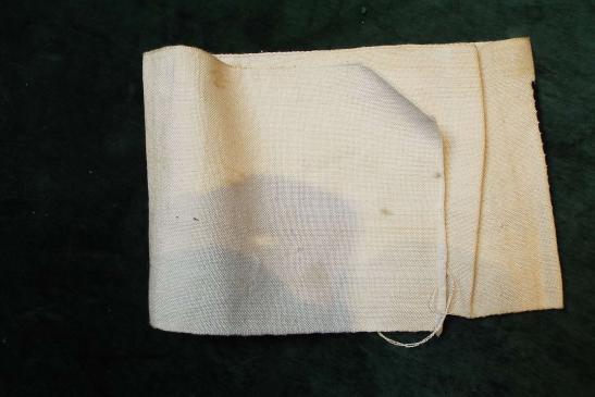 ARMBAND FOR STRETCHER BEARER/HELPER.