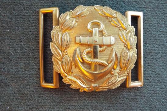 LARGE GILT THIRD REICH BUCKLE FOR NAVY PARADE BELT.