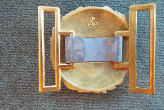 LARGE GILT THIRD REICH BUCKLE FOR NAVY PARADE BELT.