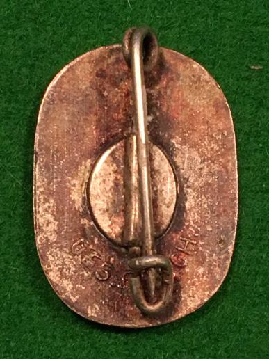 RAD Arbeits Dank Pinback badge.